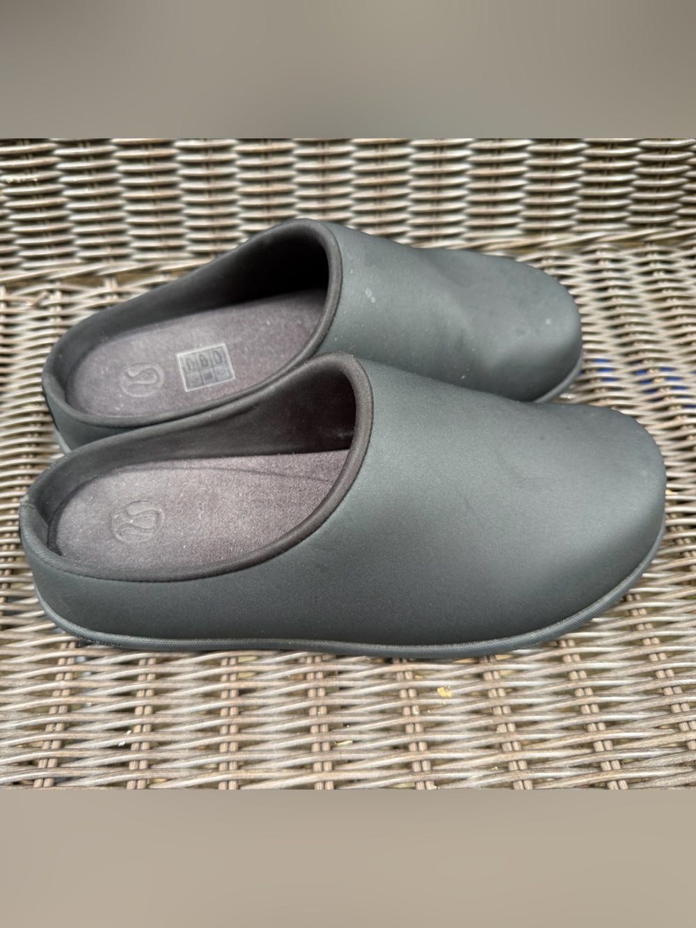 Lululemon SwayDay Mules Black size 6.5 slip on shoes women